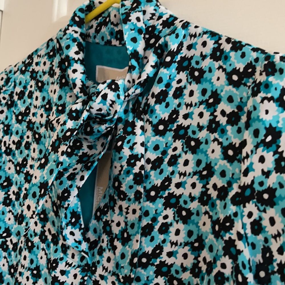 Michael Kors TileBlu/Blck top - Picture 3 of 8